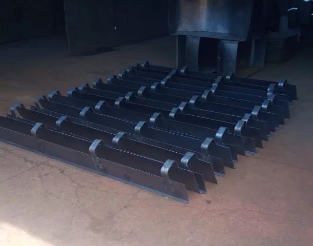 Forma Metalica p/ Meio Fio - Foto 2