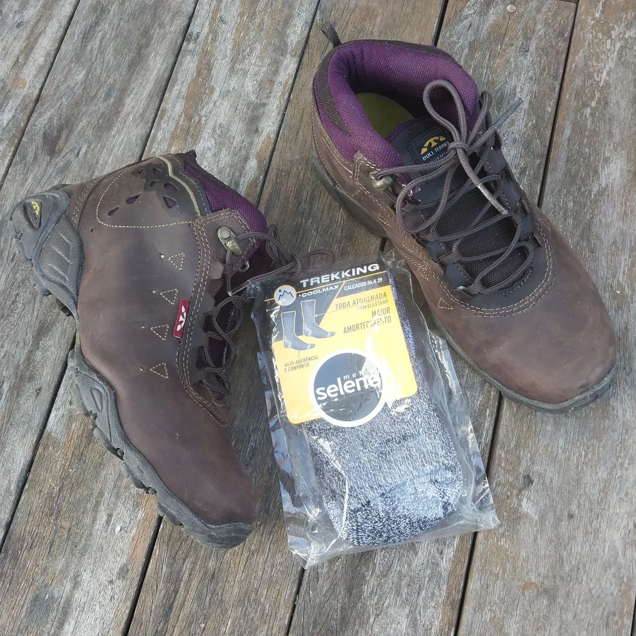 Bota Bull Terrier Breze 37 + Meias Trekking  Novas