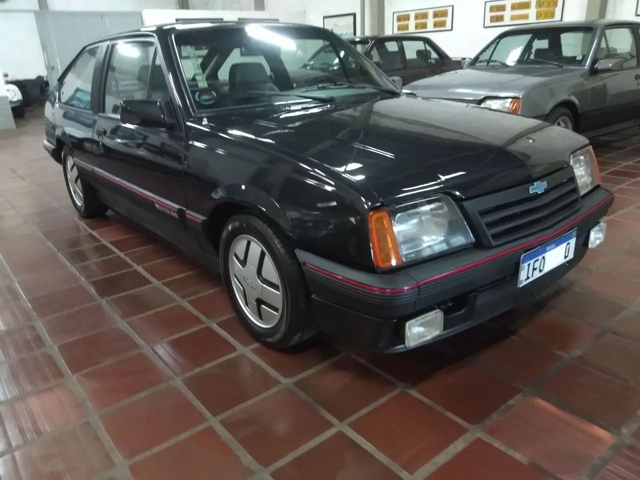 Monza SR 2.0/S 88 raro exemplar GT GTI GSI XR3 