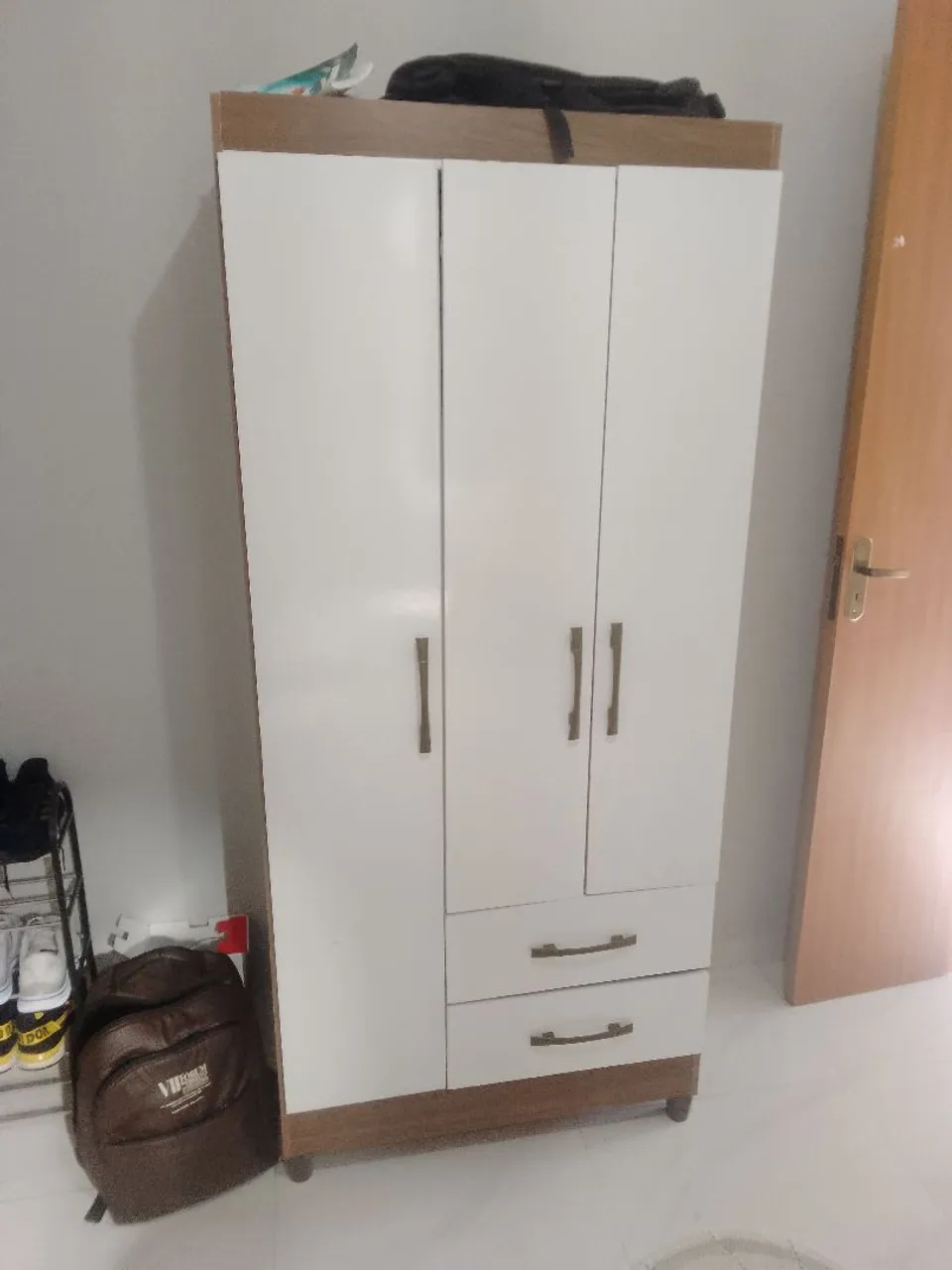 Guarda-Roupa 3 Portas Branco e Amadeirado