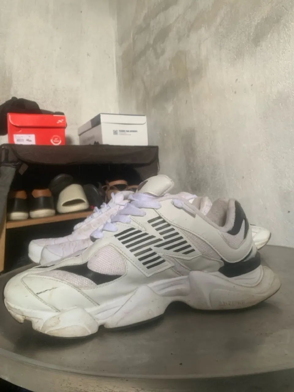 Tênis New Balance Branco com Detalhes - Foto 3
