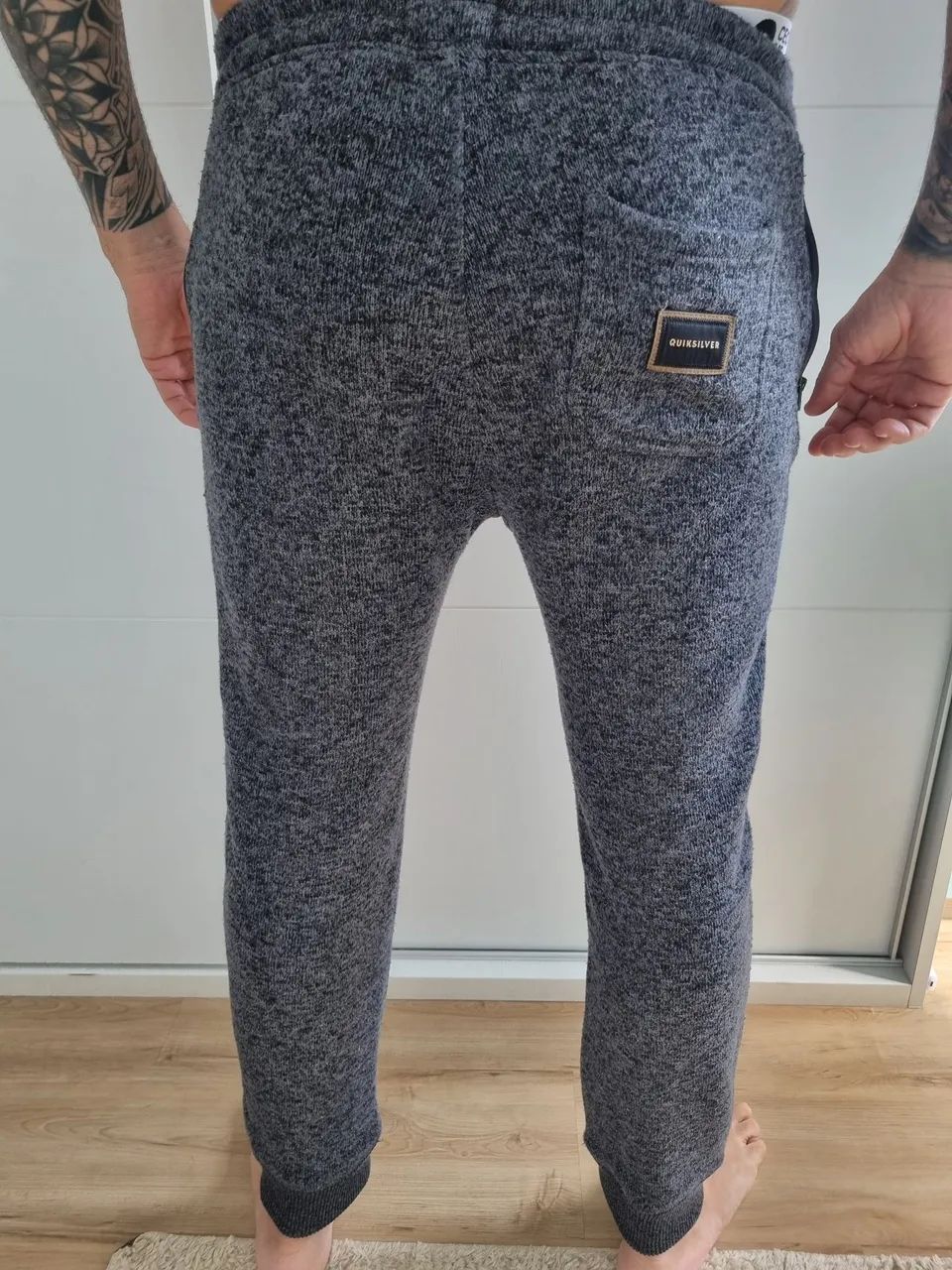 Calça de moletom Quiksilver cinza com Zíper  - Foto 2