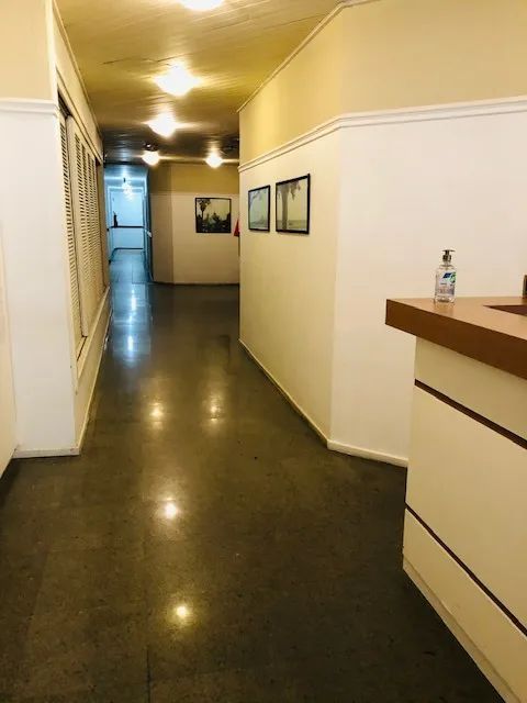 Ótima  sala comercial,1 mês de carência, só entrar - perto do shopping Moinhos de Vento - Foto 4