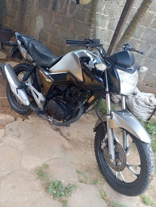 CG fan em dia troco em moto alta  - Foto 2