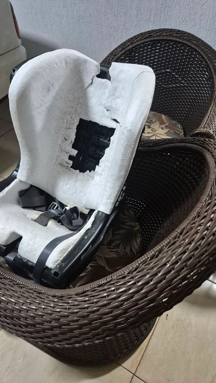 Cadeirinha marca chicco, valor 200.00 reais. - Foto 5