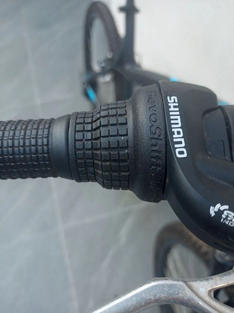 Bicicleta Rockrider 26 quadro 19(excelente estado) - Foto 4