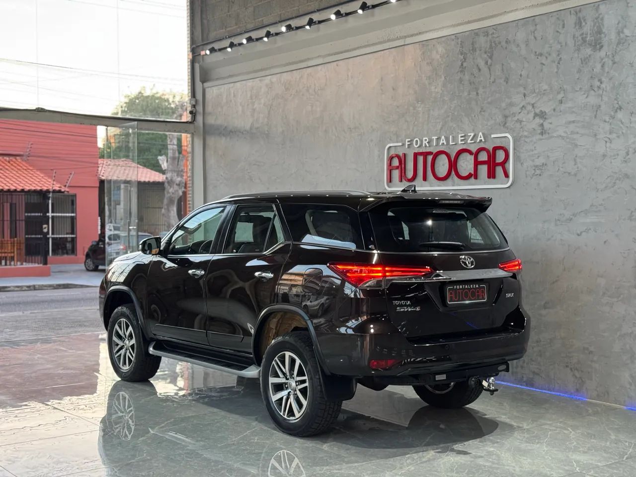 Toyota Hilux SW4 SRX 4X4 2.8 TDI 16V Dies. Aut. 2019 - Foto 7