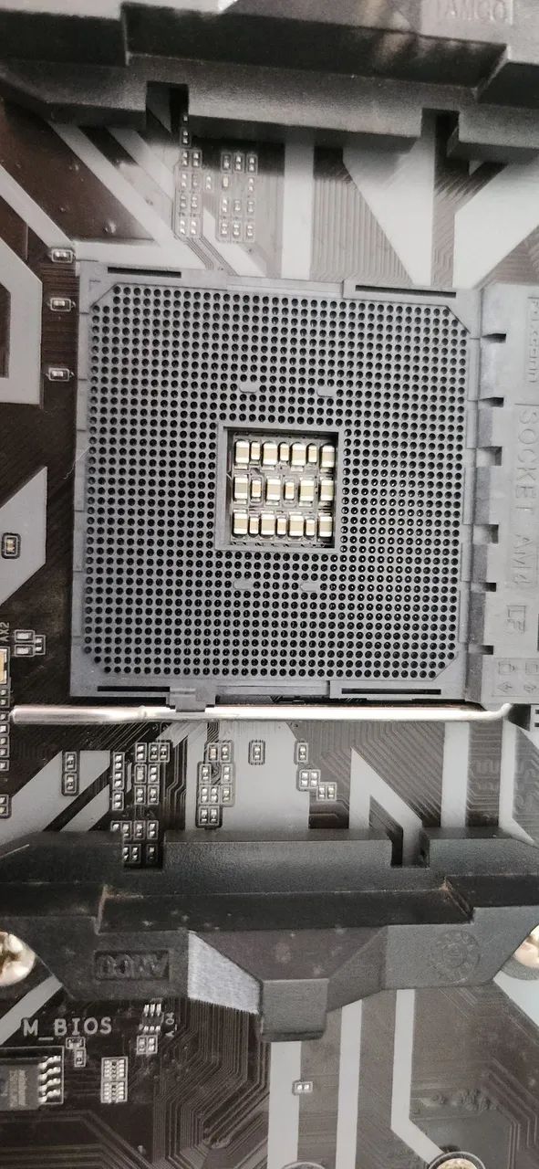 Placa-Mãe Gigabyte B450M S2H - Foto 4