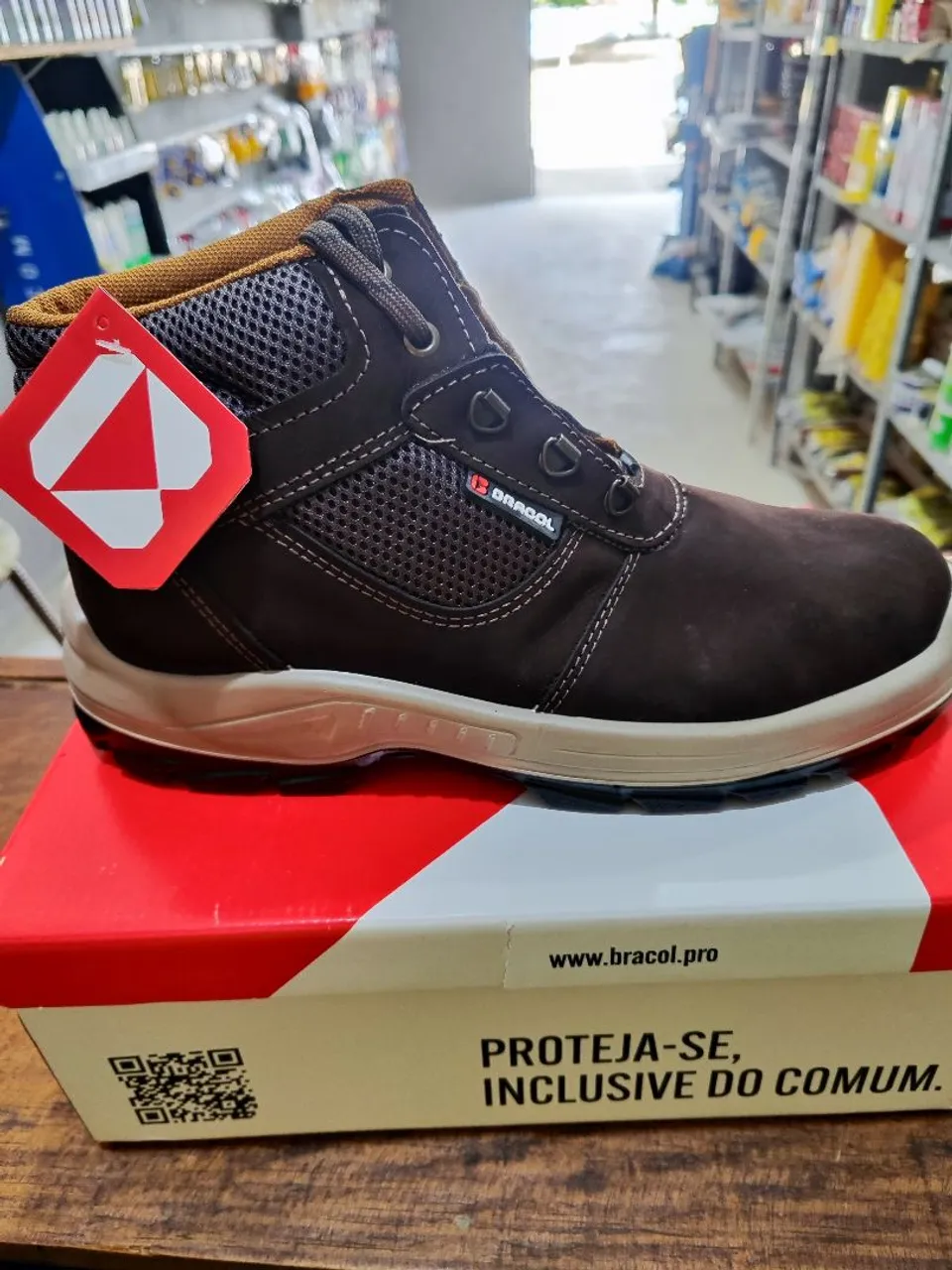 Bota de Segurança Bracol - Proteção e Conforto