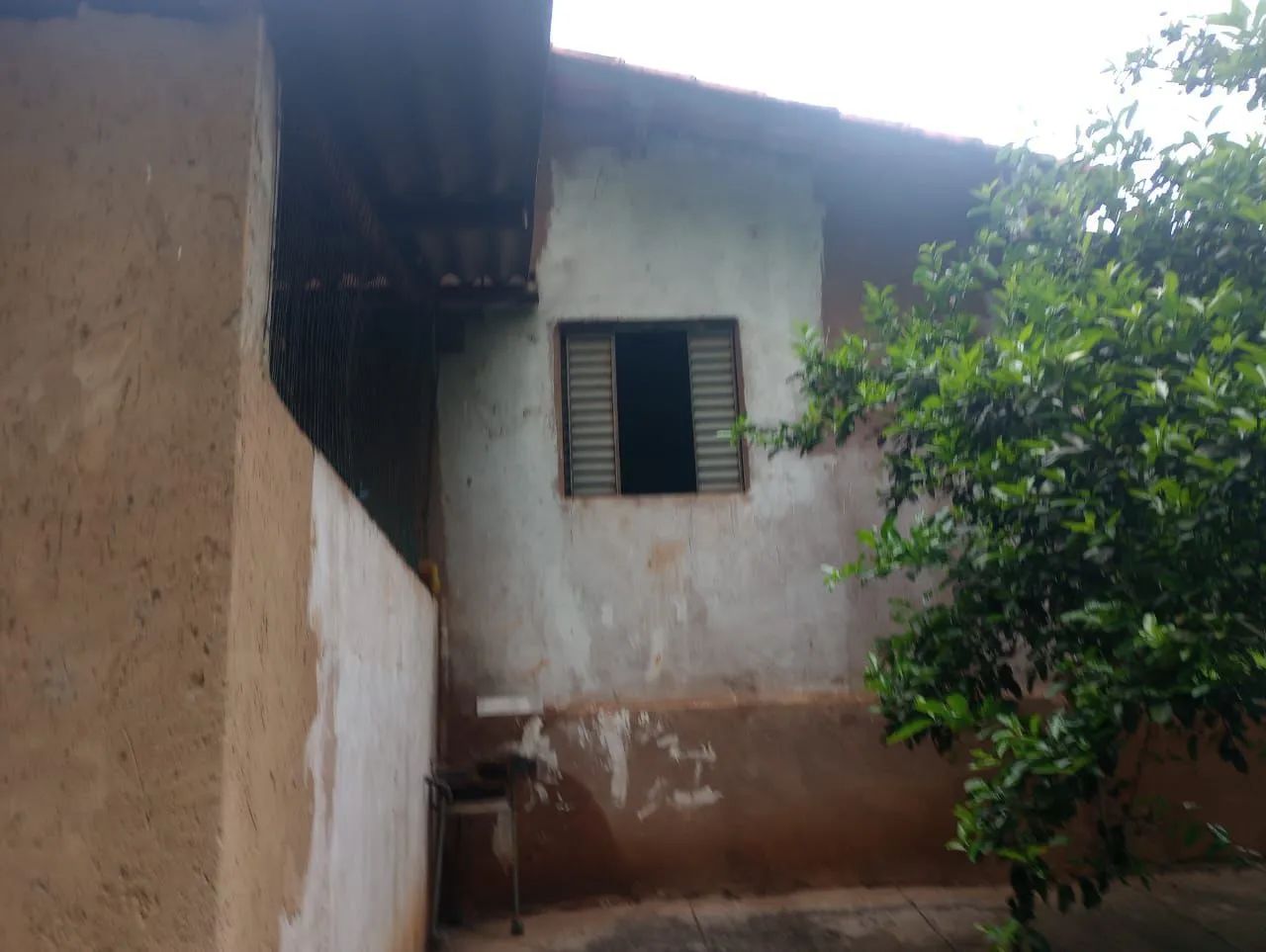 Chácara a 35 km de moc - Foto 12