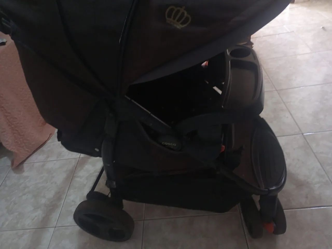 Carrinho de Bebê - Leve e prático - Foto 5