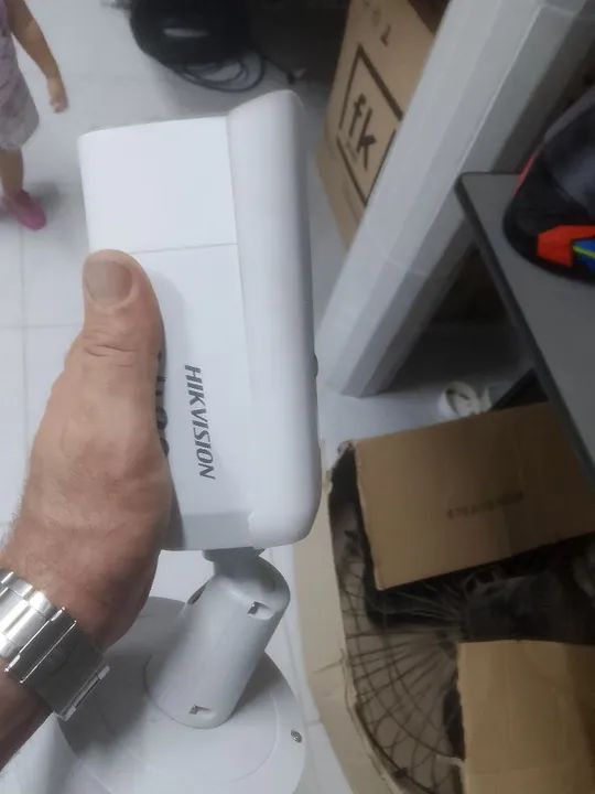Câmera de Segurança Hikvision DS-2CD2635FWD-IZS - Foto 3