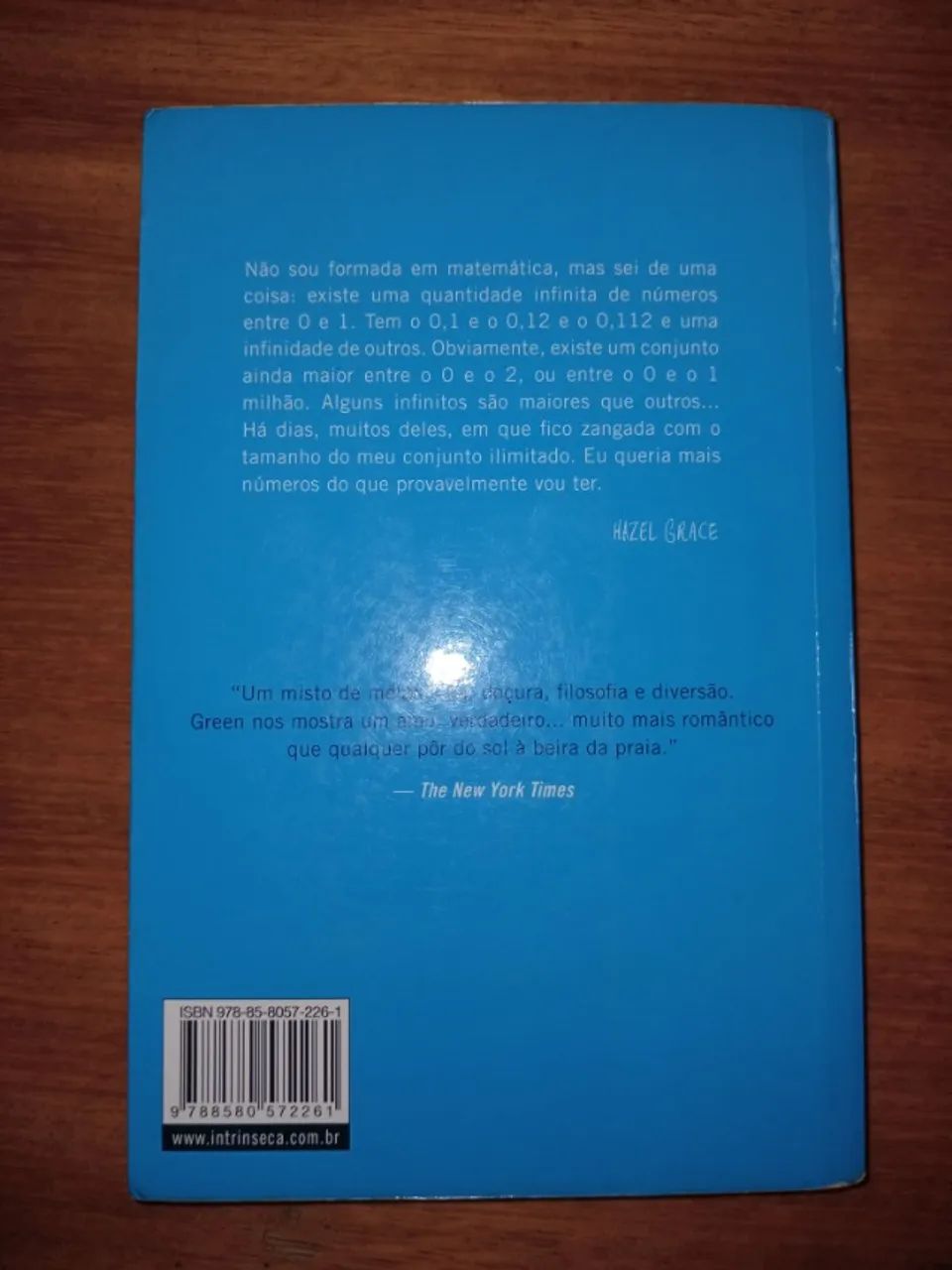 livro a culpa é das estrelas - Foto 2