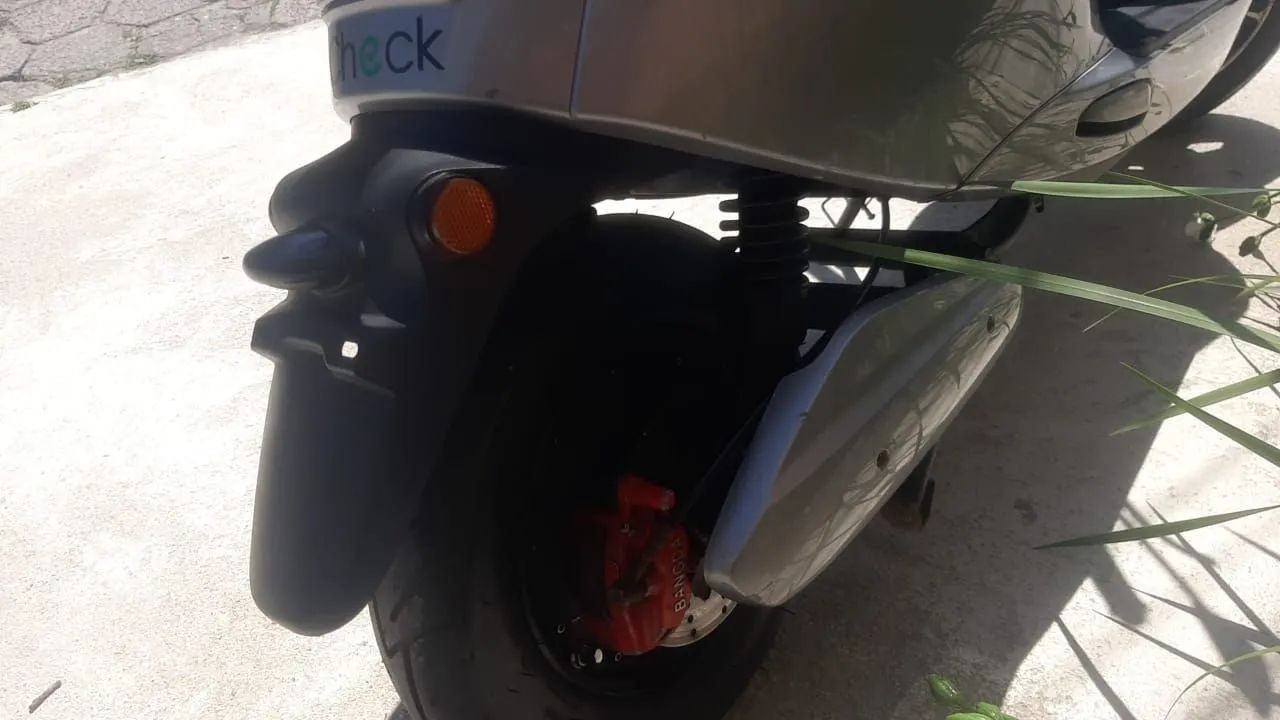 Scooter elétrica 72v/16ah 1.000w - Foto 4