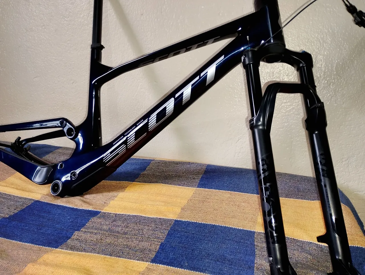 Quadro e suspensão Scott Spark RCcomp(L) Carbono -
