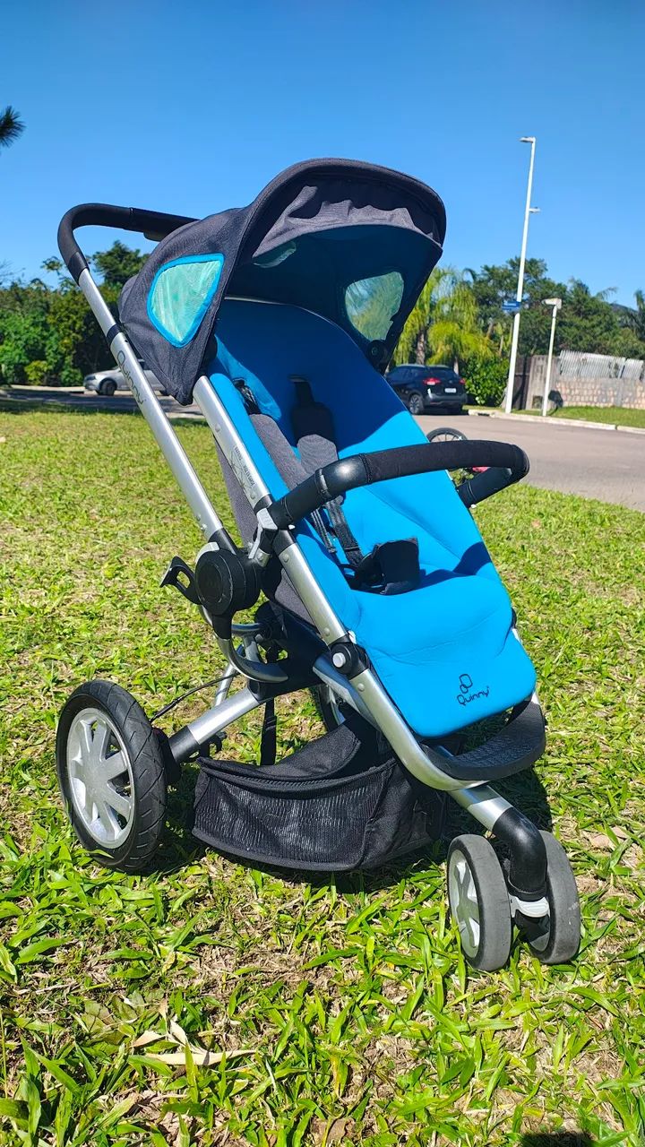 Lindo Carrinho de bebê Quinny 