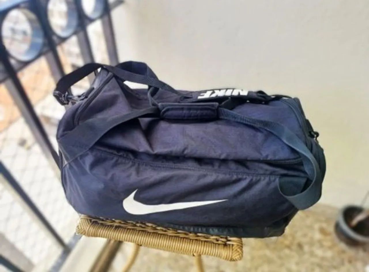 Mala Nike Brasília duff 9.5 60 litros - Foto 4