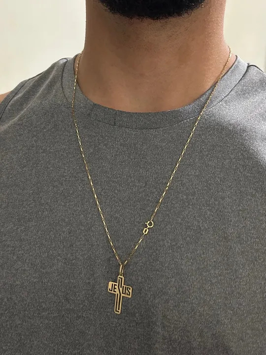 Cordão de Ouro com Cruz de Jesus