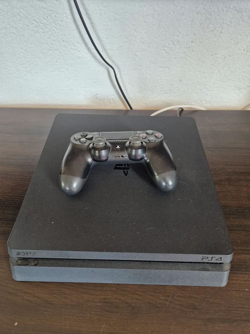 PS4 Slim - PlayStation 4 Slim