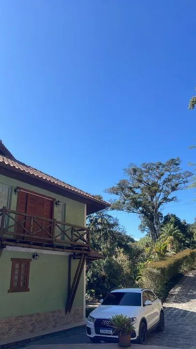 Imóvel para venda possui 300 metros quadrados com 5 quartos - Foto 2