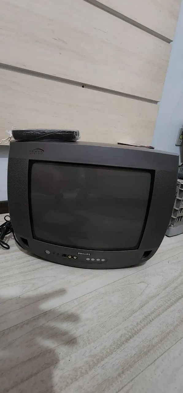 TVs 14 e 20 polegadas