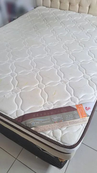 Cama de casal+ box+ cabeceira al+ 2 colchas - Foto 6