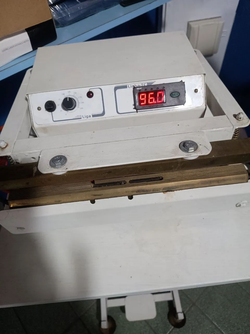 Seladora regravada,vai com os datadores, 220, funcionando perfeitamente bem 