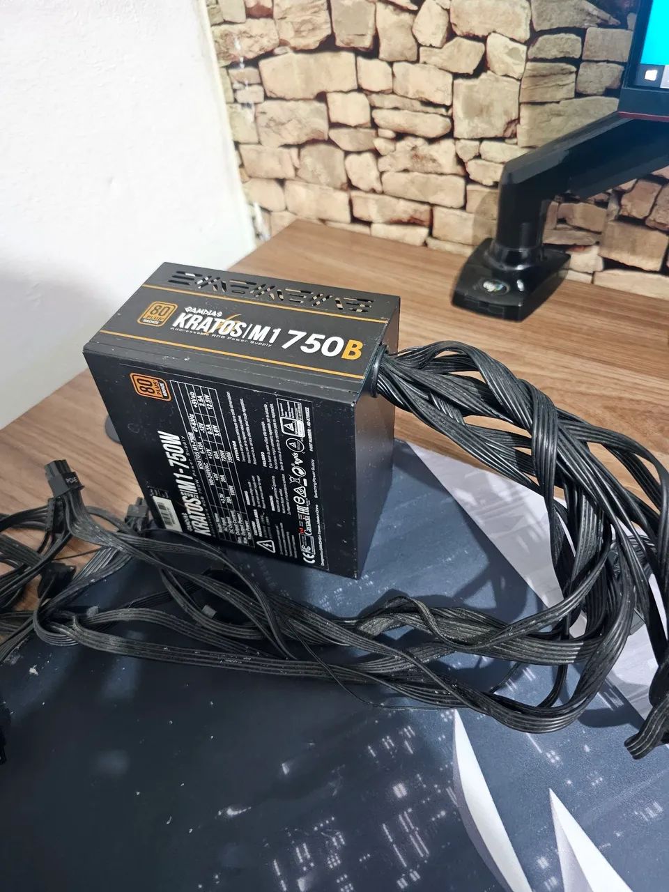 Fonte GAMDIAS KRATOS IM1-750W RGB 750W 80 PLUS BRONZE - Foto 2