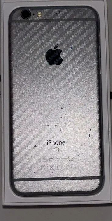 iPhone 6S Plus - Carcaça em fibra de carbono