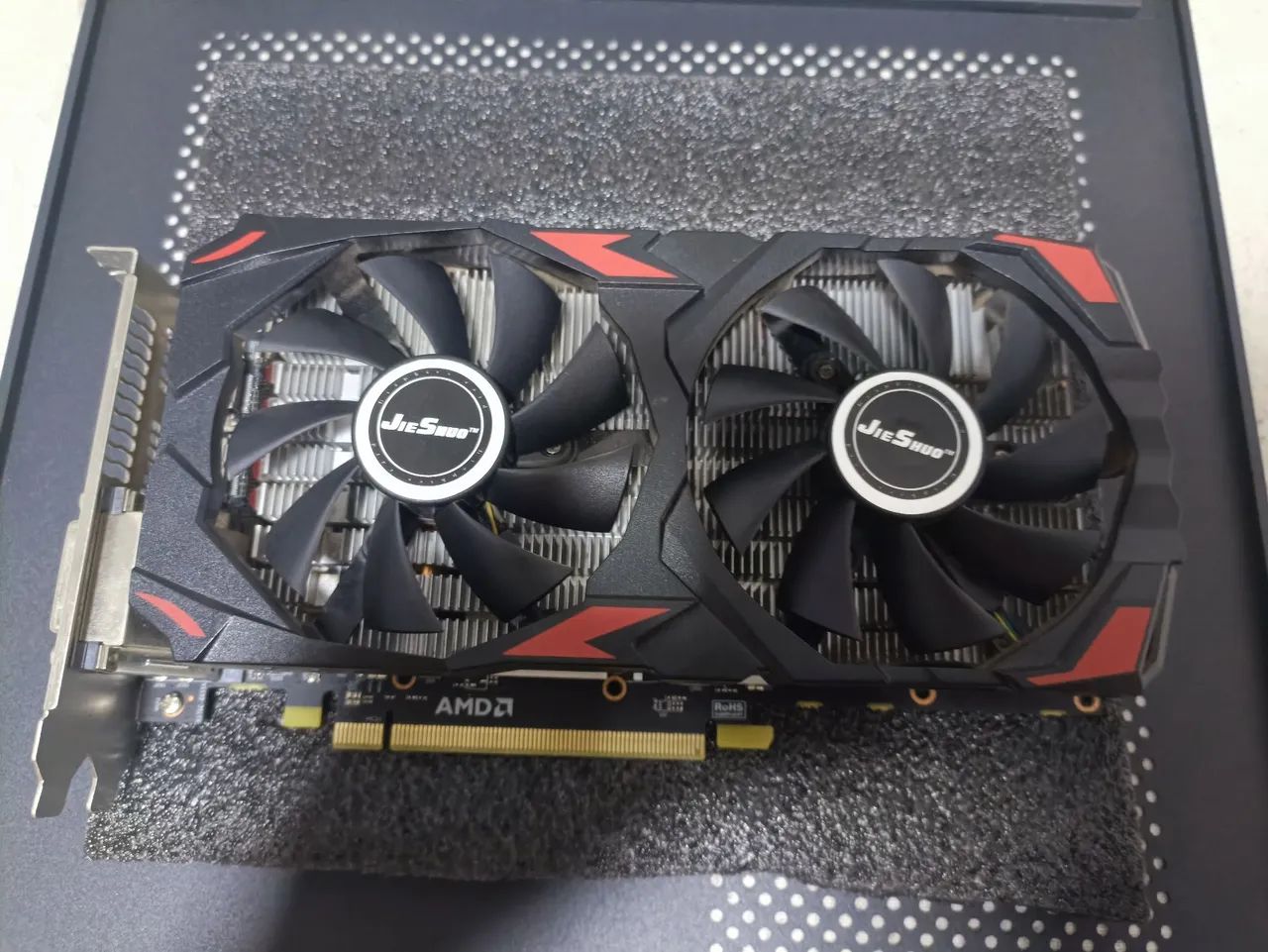 Placa de Vídeo Radeon RX 580 8GB GDDR5 - Foto 4