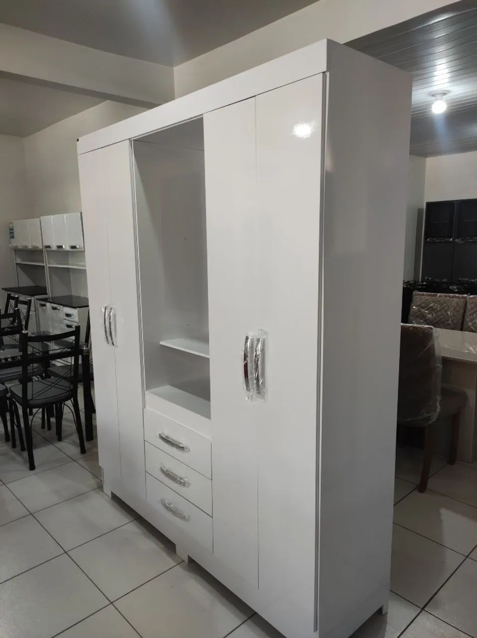 Roupeiro de casal novo - Foto 5