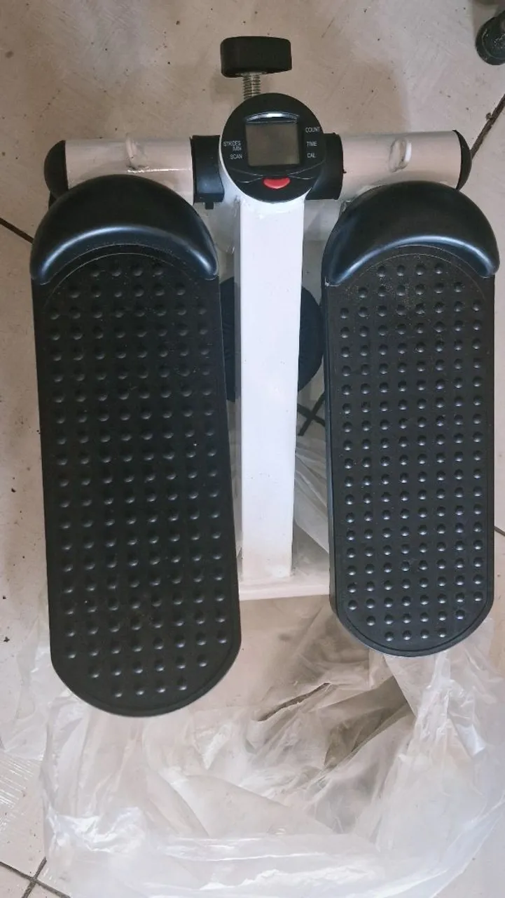 Mini Stepper com Monitor Digital - Exercícios em Casa