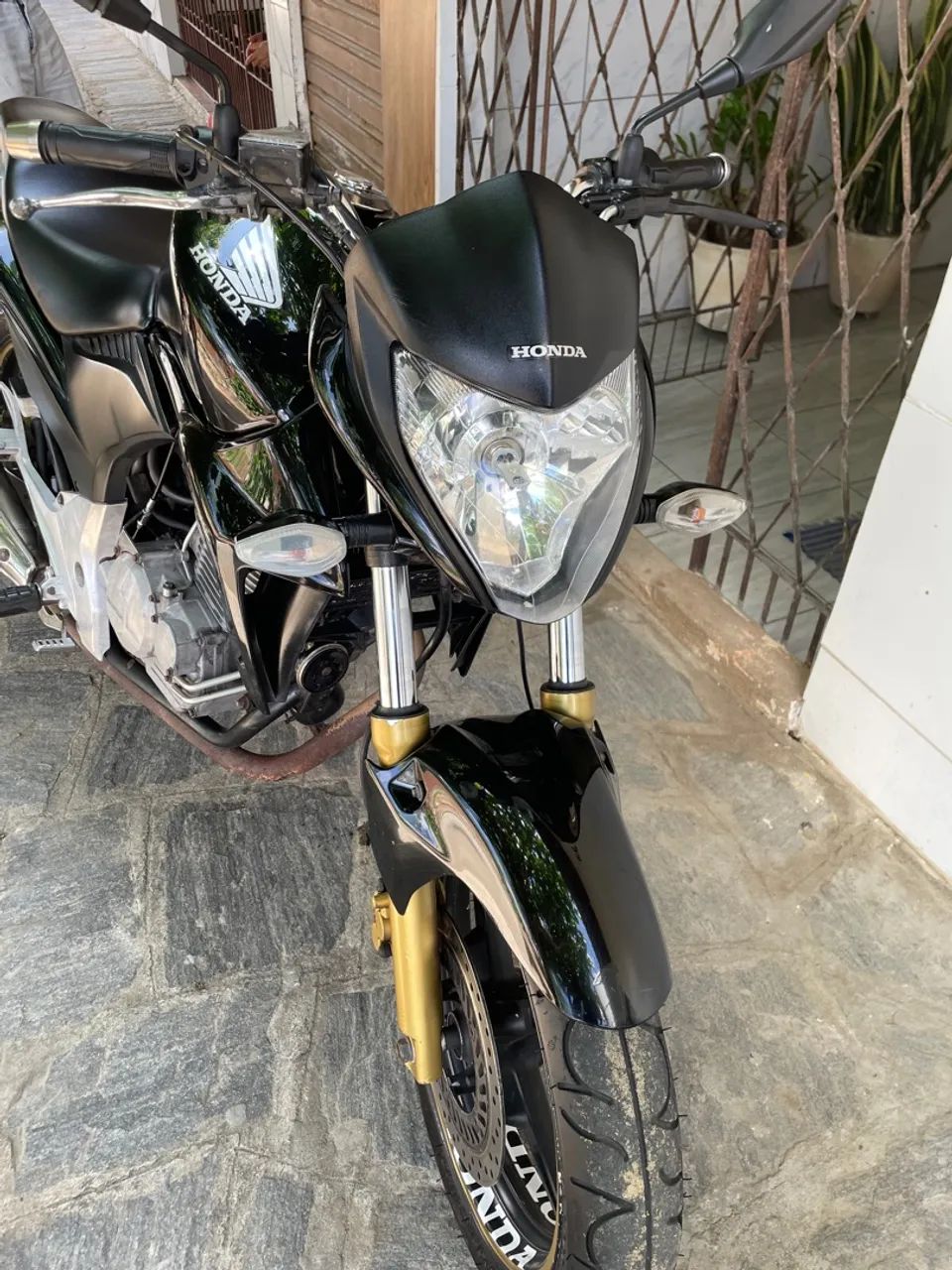 Moto Honda CB 300 - Foto 2