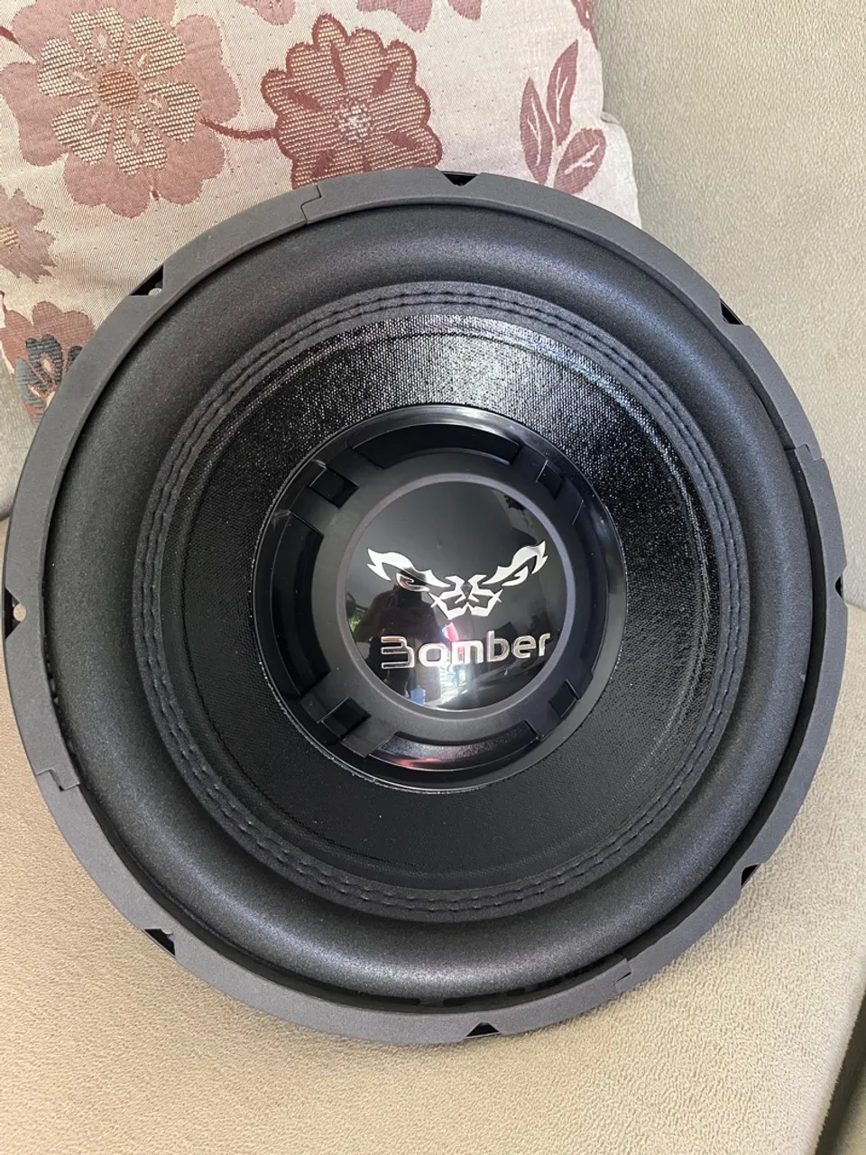 Subwoofer Bomber 12 700rms