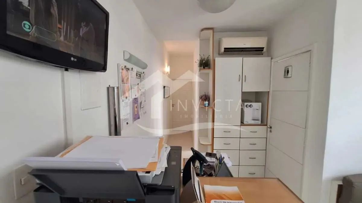 EXELENTE SALA COMERCIAL COM 2 QUARTO NO POSTO 6 - Foto 2