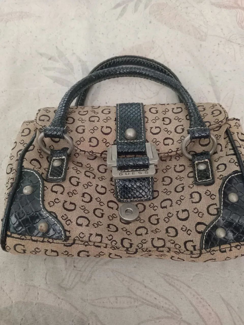 Bolsa guess 