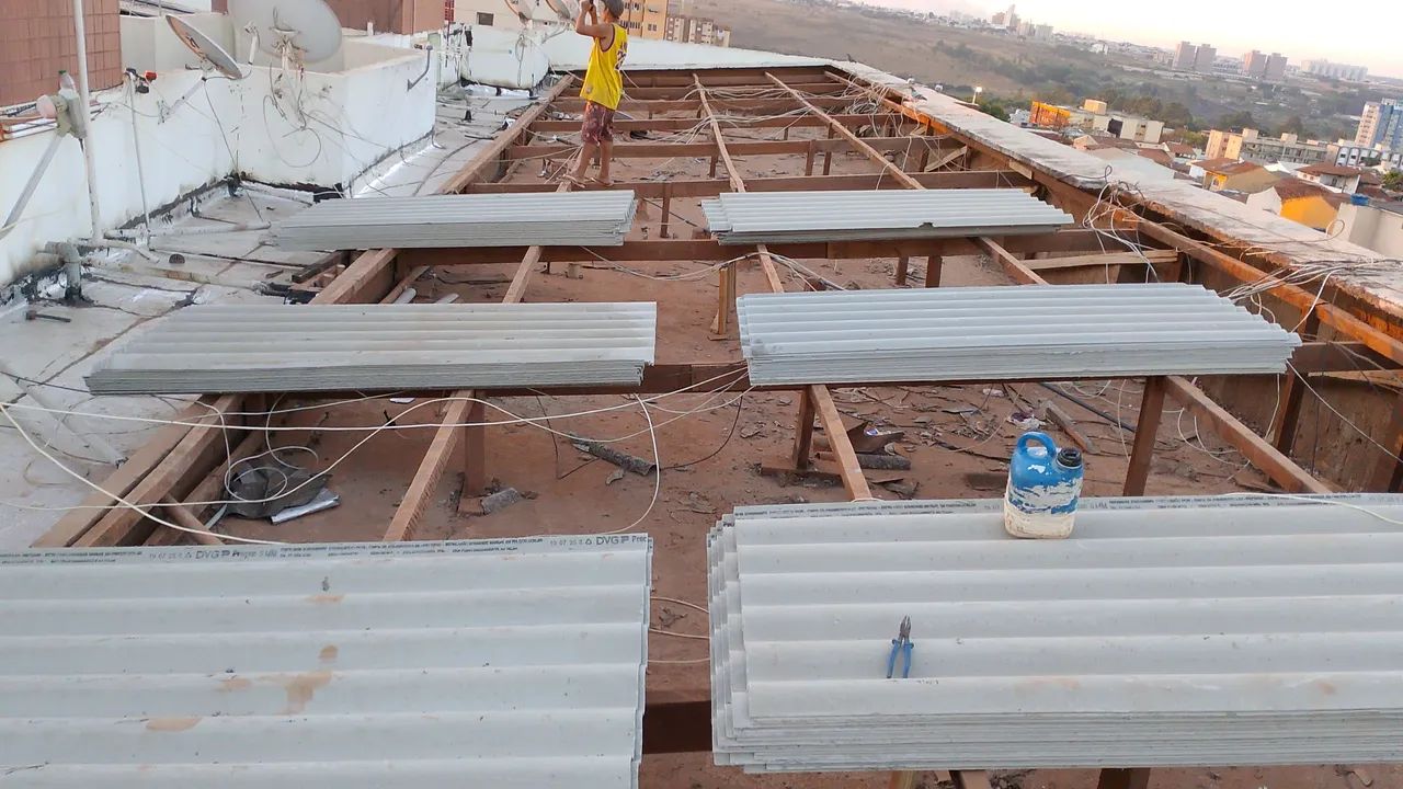Conserto de telhado em geral  - Foto 4