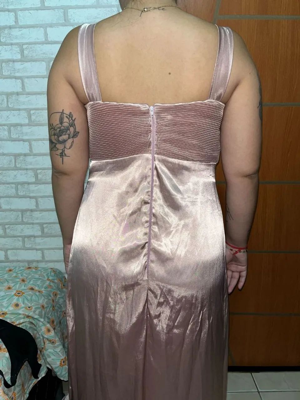 Vestido longo de cetim rosa