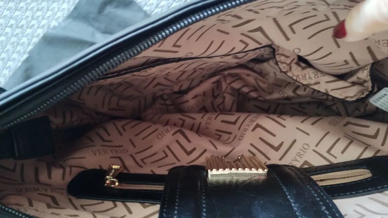 Bolsa de Ombro Feminina Clássica Preta - Foto 3