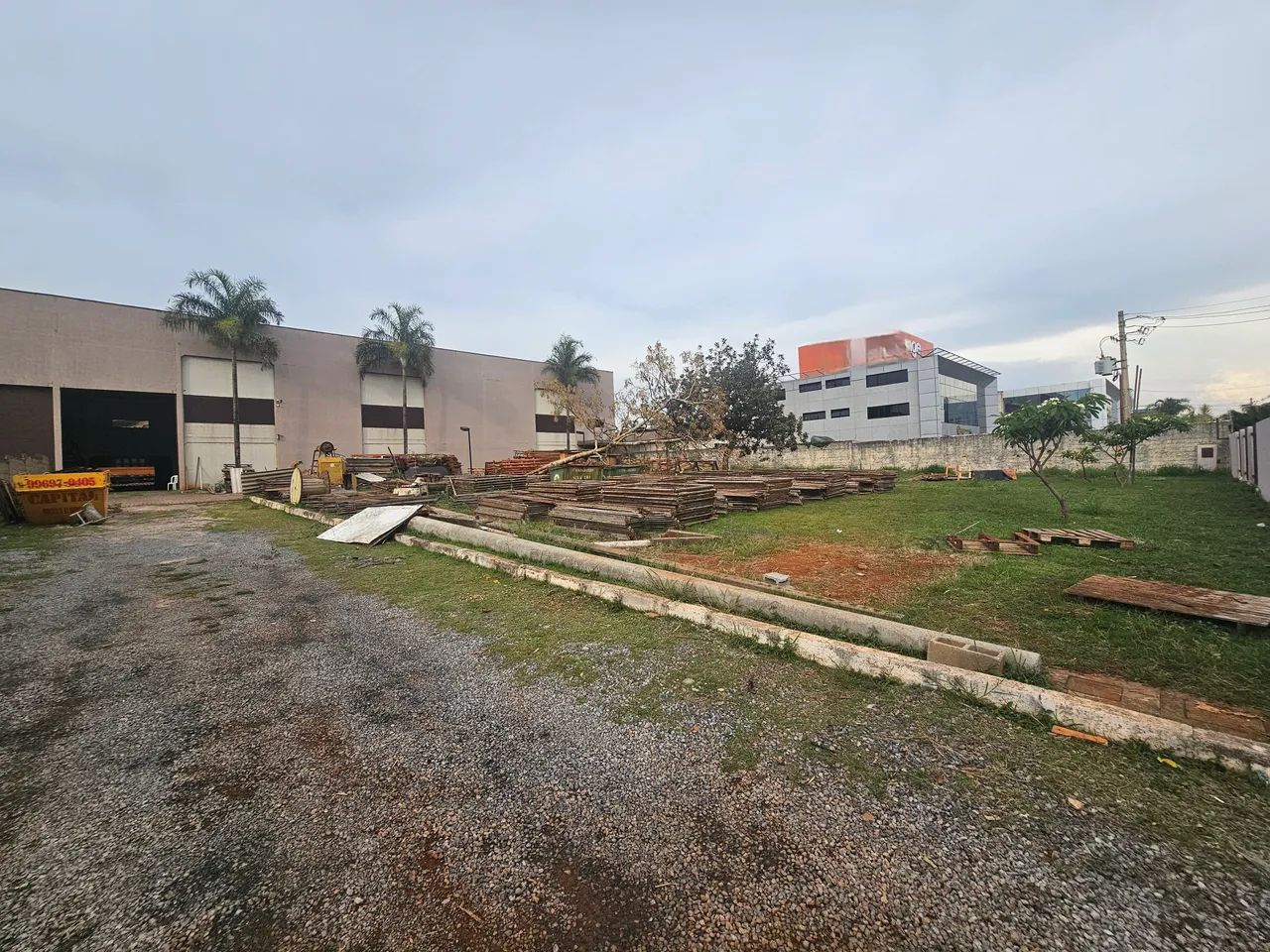 Galpão Logístico, Comercial, Institucional, Industrial 1650 m² com 2 portões de acesso par - Foto 7