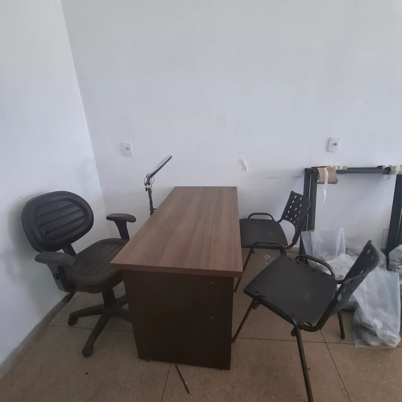 Mesa com Cadeiras