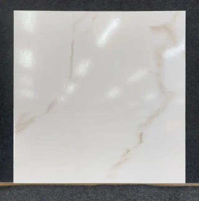 Piso Bold Brilhante "VPC 58055" 58x58cm - R$ 22,90 o m²