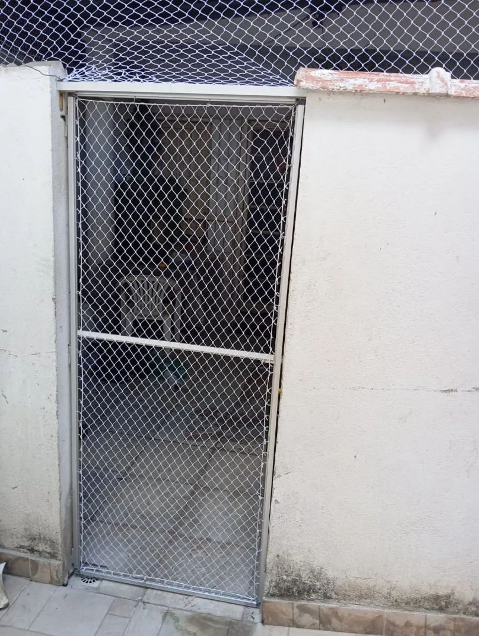 Porta com rede proteção  sobre medidas  no esquadrilha de alumínio removível  - Foto 2