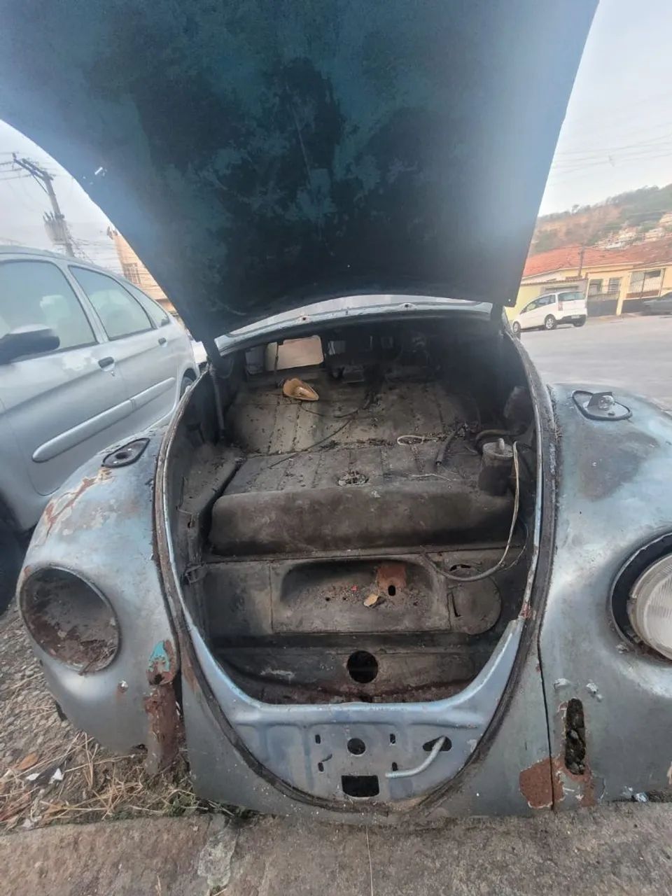 Fusca 1965 sem motor Caixa de marcha está justinha 100% e suspensão boa tbm - Foto 4