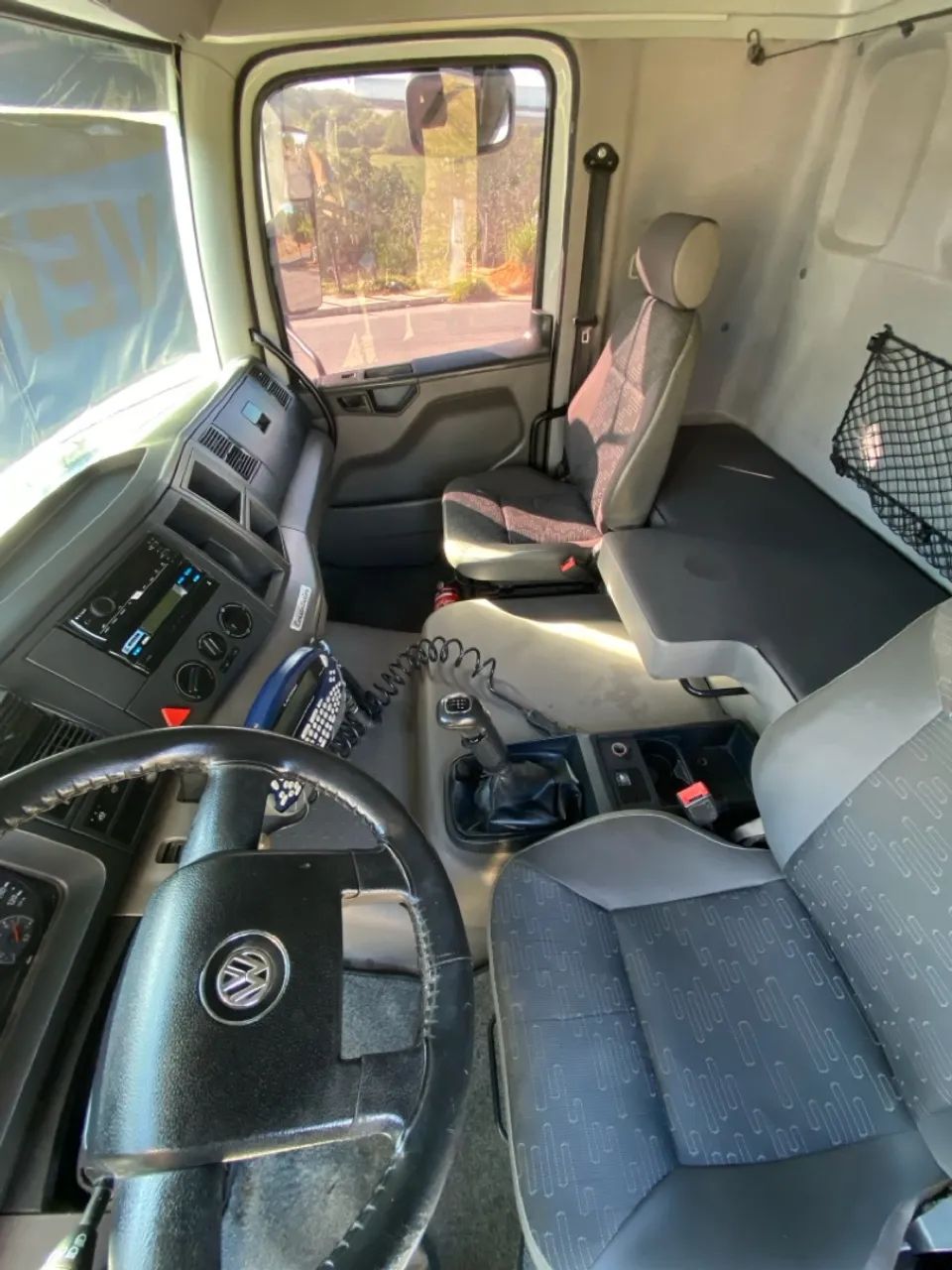 VW 19-330 ano 2015 (CAMINHAO MUITO NOVO) - Foto 12