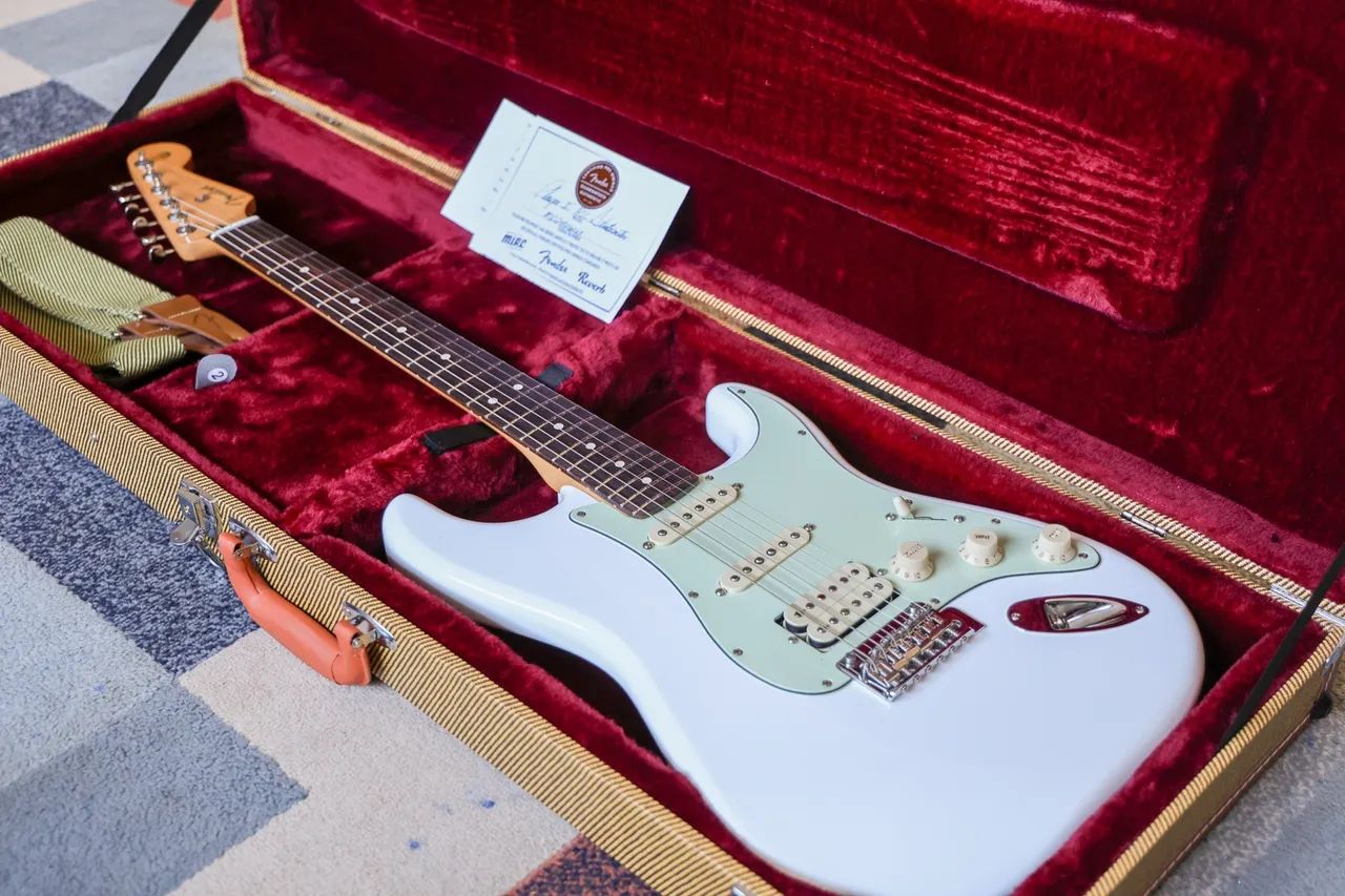 Fender Stratocaster HSS Player II 2024 zerada - Foto 2