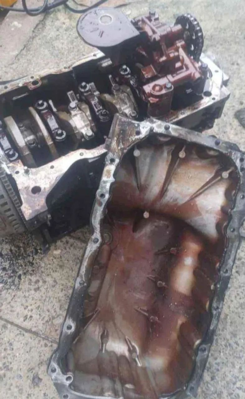Motor parcial Peugeot 207 1.6 - Foto 2