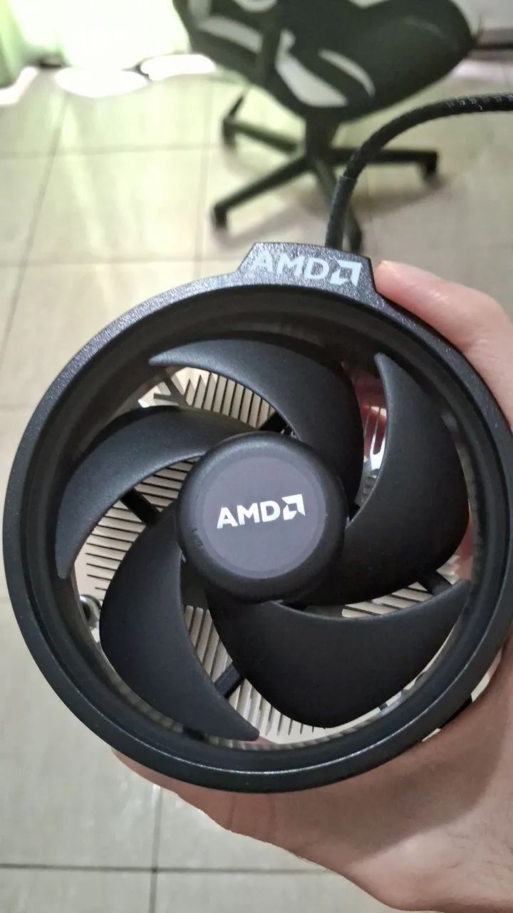 Processador AMD Ryzen 3 3200G - Foto 3