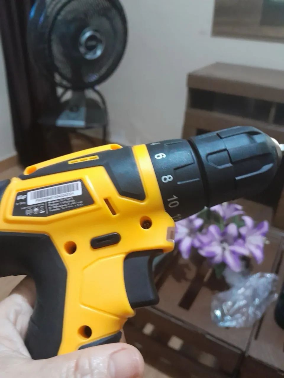 Parafusadeira e Furadeira WAP à Bateria - Nova e Lacrada - Foto 4