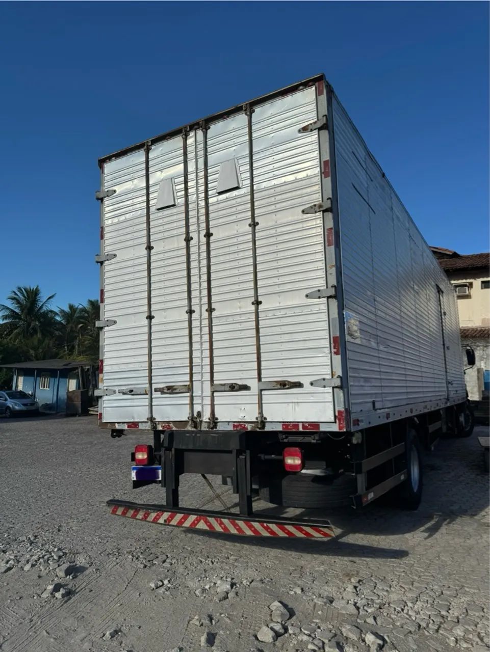 Caminhão Volkswagen Constellation 15.190E - Foto 2